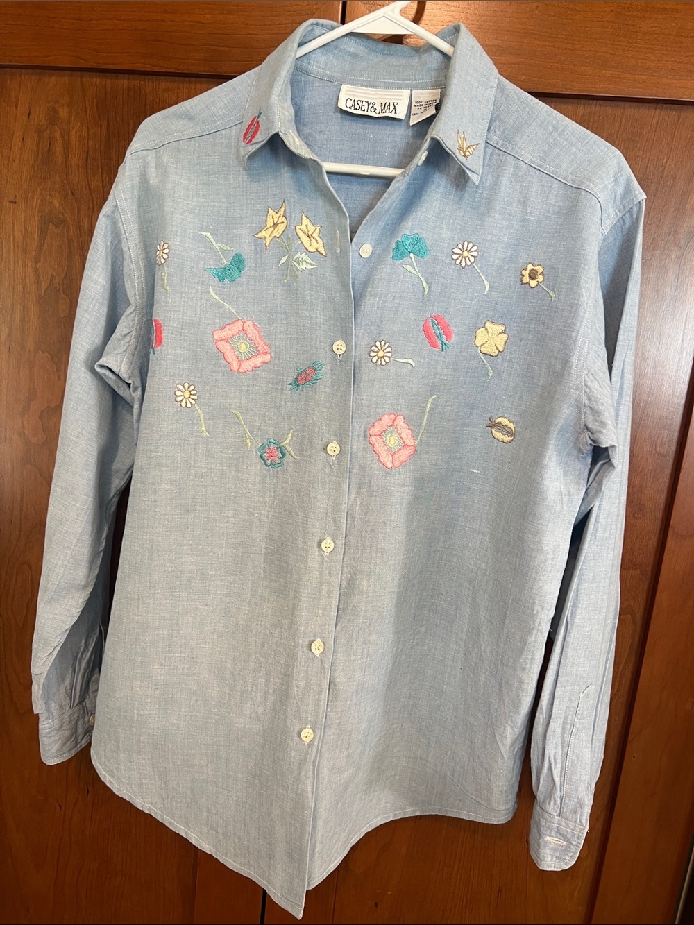 Casey & Max Light Blue Embroidered Button-Up Shirt